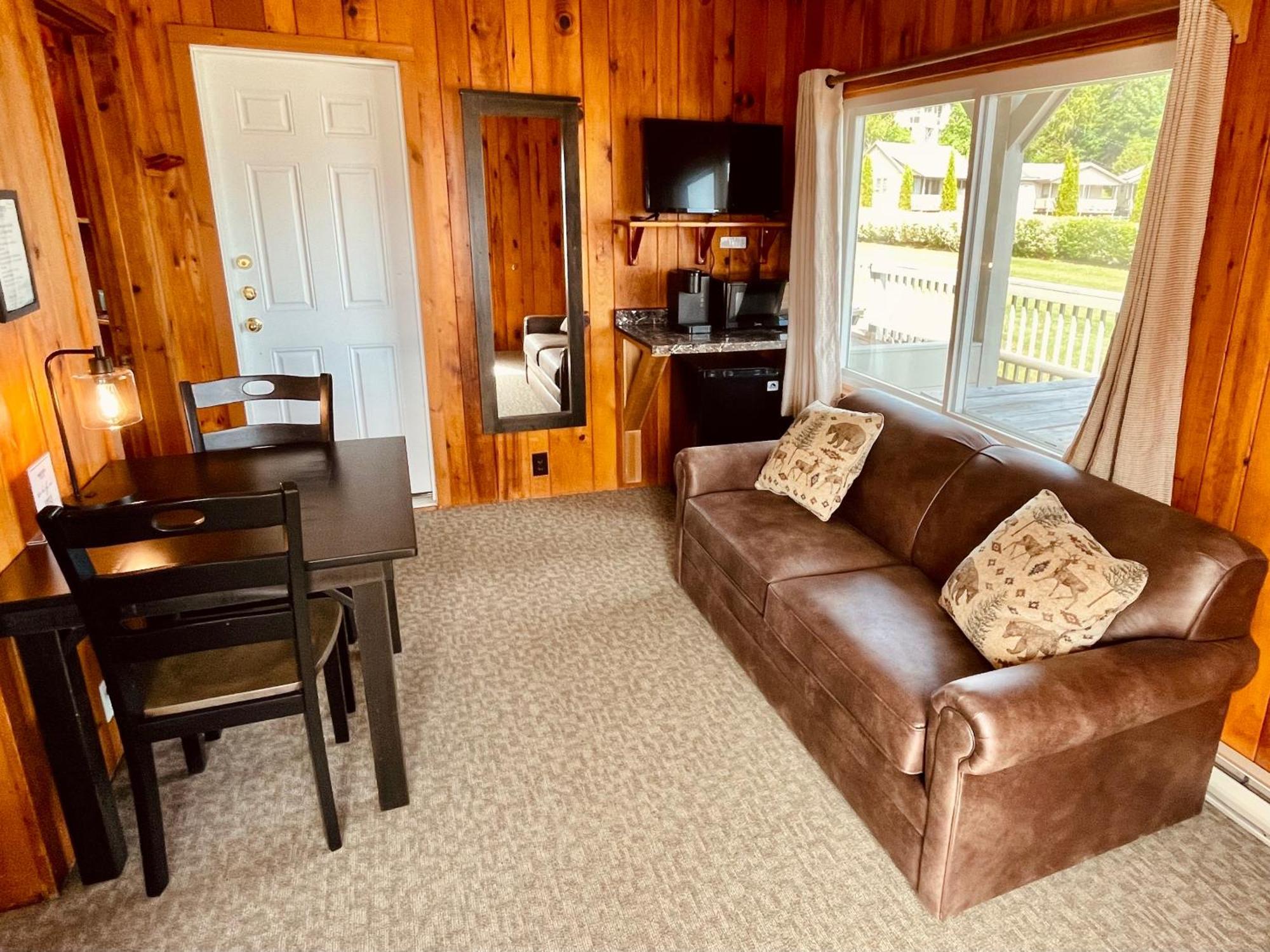 Waters Edge Lodge Lake George Luaran gambar