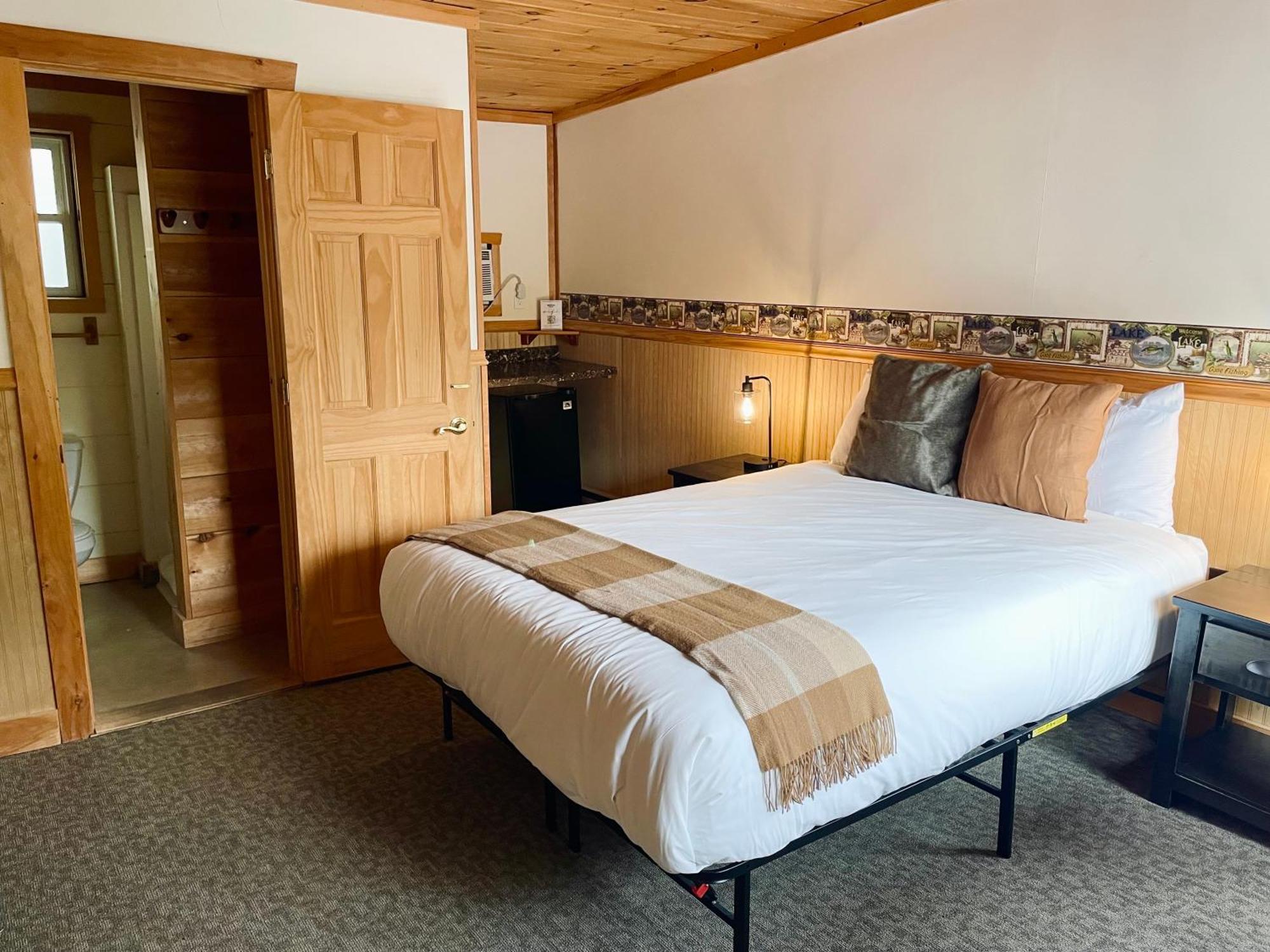 Waters Edge Lodge Lake George Luaran gambar